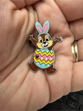 Disney Easter chip Egg Cartoon Enamel Pin - Pastel Colors
